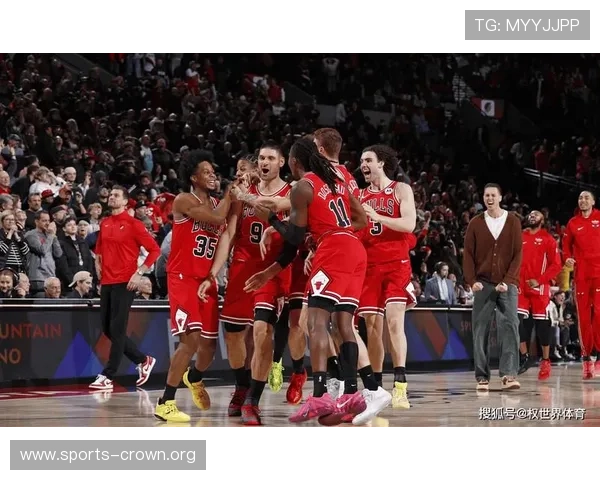 怀特砍下28分6助攻武切维奇贡献22分10篮板7助攻 公牛主场大胜猛龙