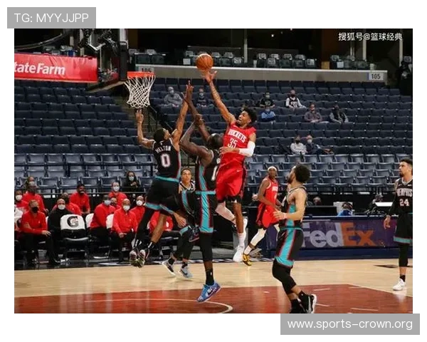 火箭队冲刺阶段强势发力完成惊天逆转展现顽强斗志